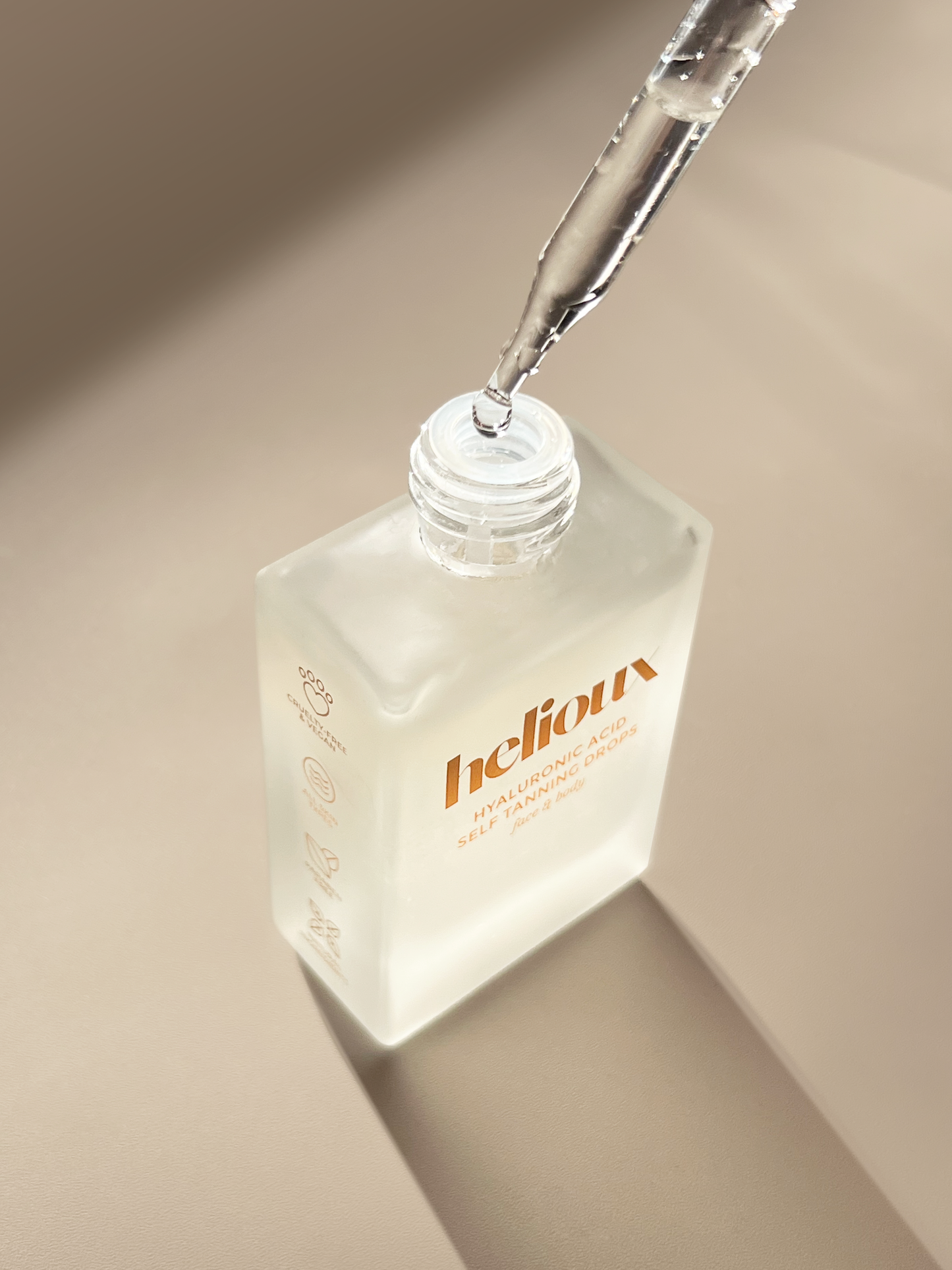 Helioux HYALURONIC ACID TANNING DROPS