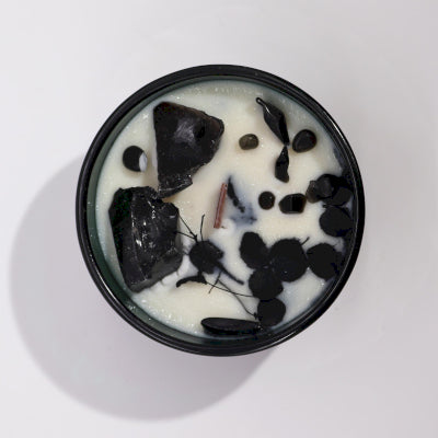 Hop Hare Crystal Magic Flower Candle - The Knight Of Swords